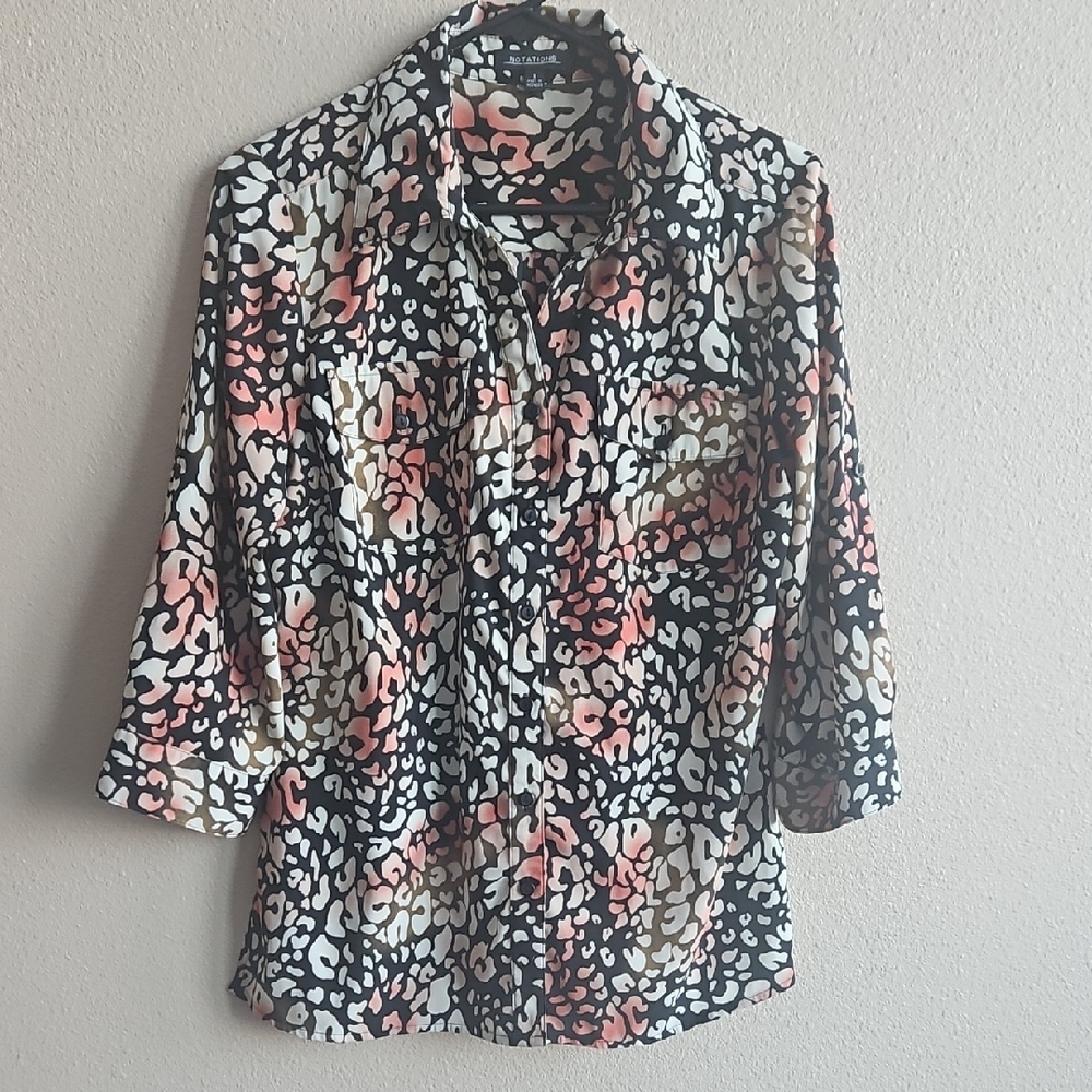 Notations Button-Front Printed Blouse in Black, White & Pink